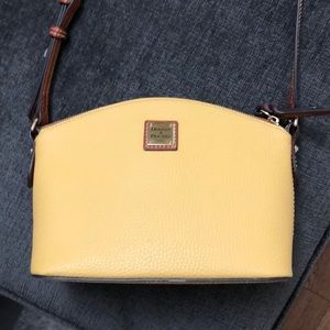 Dooney and Bourke yellow shoulder strap purse, new